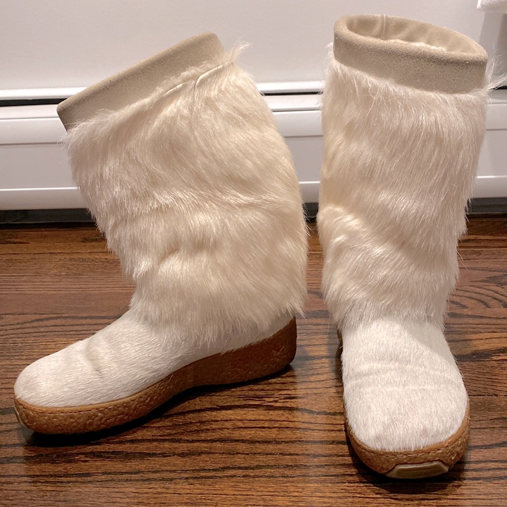 Oscar Sport Real Fur Snow boots size 10 womens